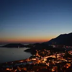 Carpici Kas, Luxury 3 Bed, 3 Bath, Duplex *