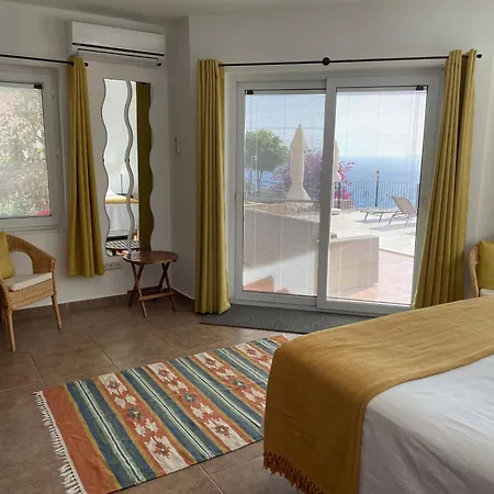 Carpici Kas, Luxury 3 Bed, 3 Bath, Duplex Apartment