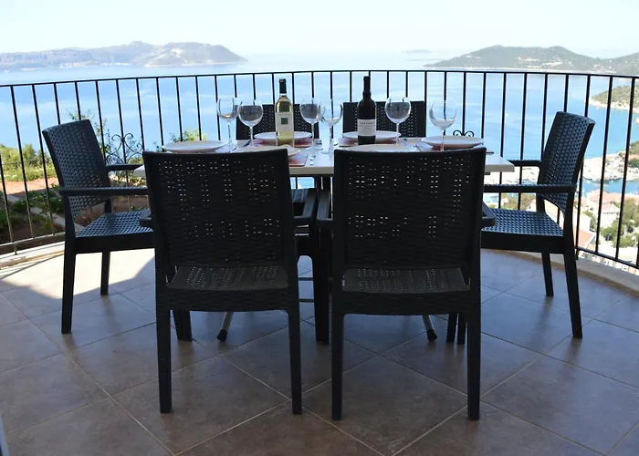 Carpici Kas, Luxury 3 Bed, 3 Bath, Duplex Apartment